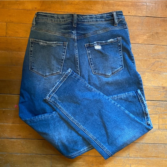 Vervet Denim - Picture 4 of 4